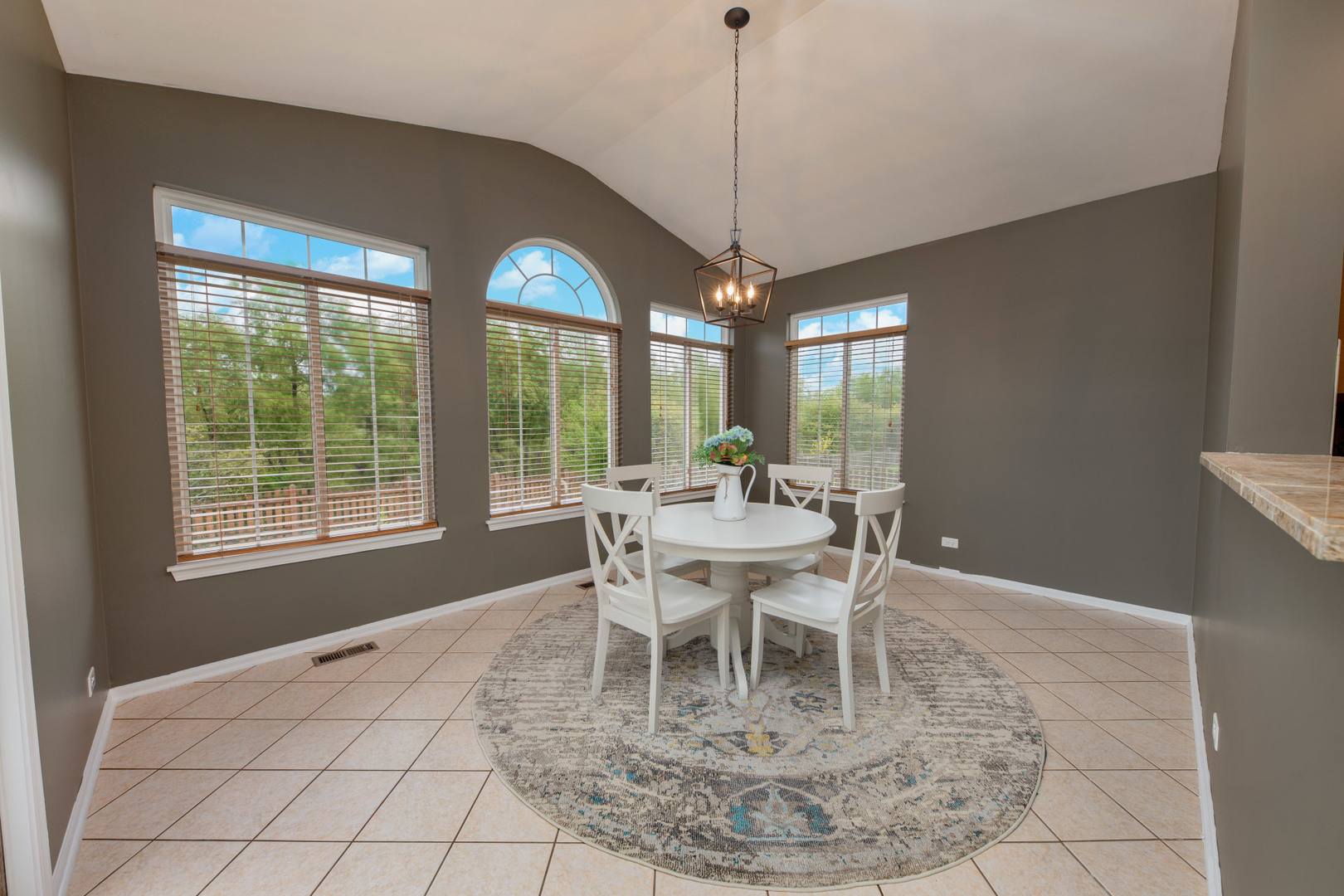 2192 Fescue Drive, Aurora, IL 60504