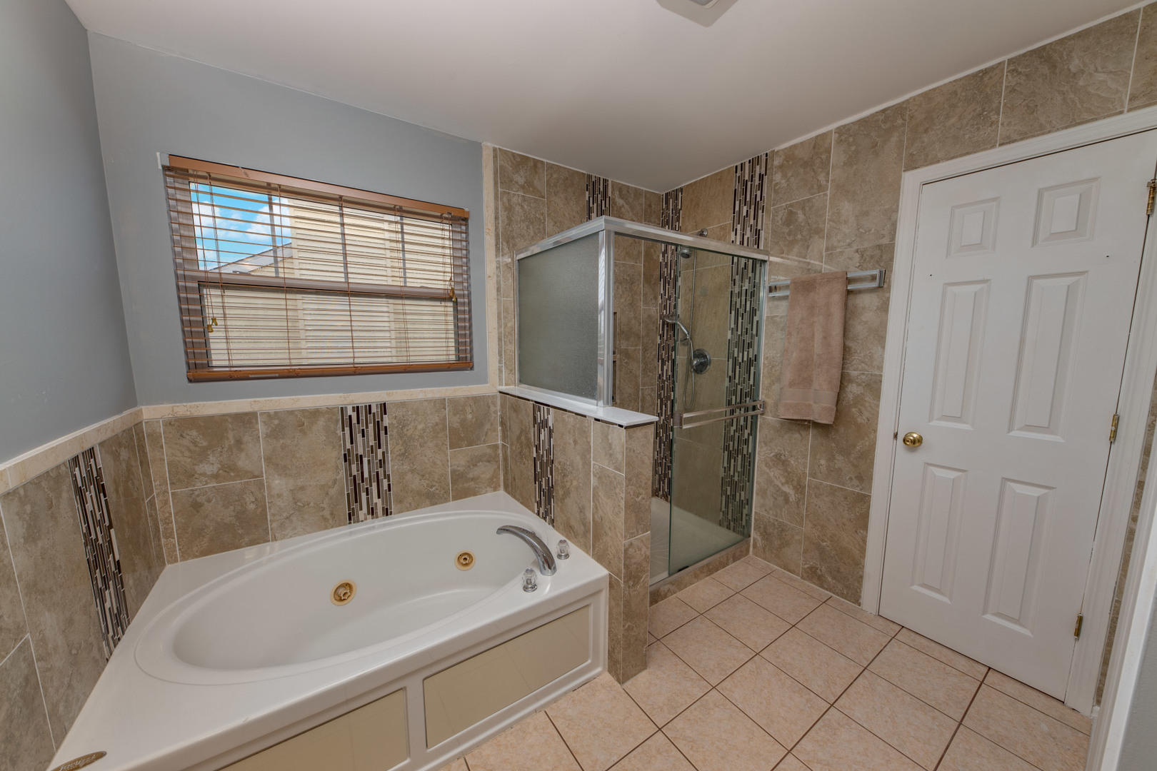 2192 Fescue Drive, Aurora, IL 60504