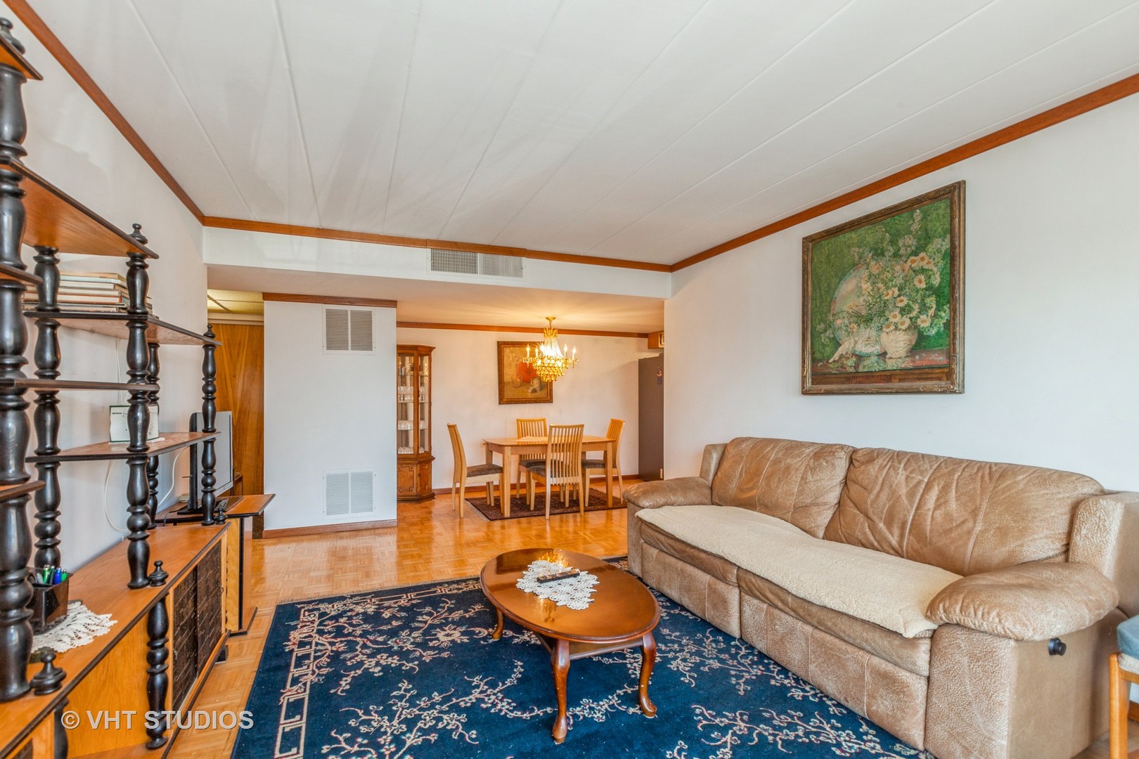 5300 Walnut Avenue #13C, Downers Grove, IL 60515