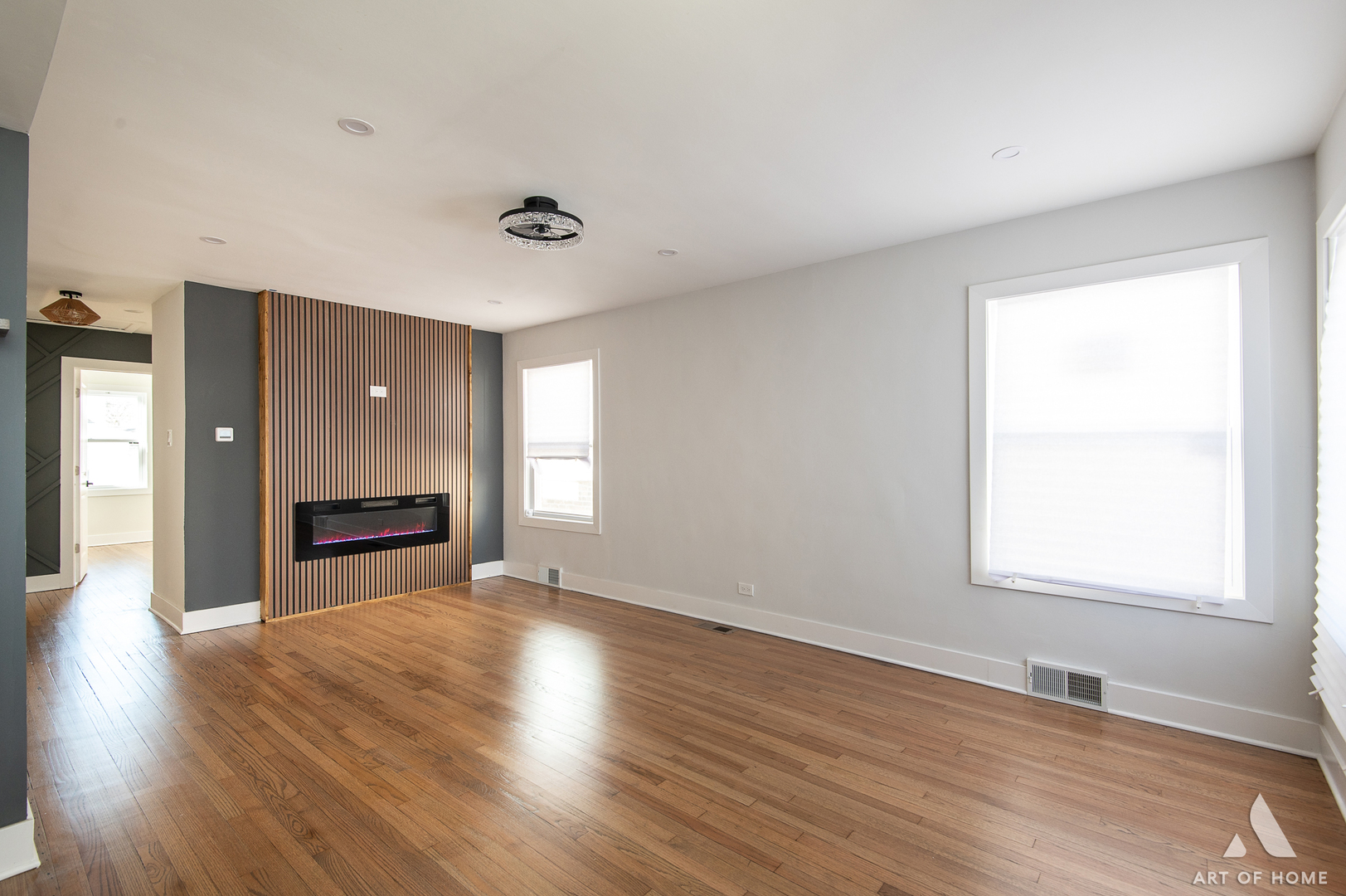 9132 S Ellis Avenue, Chicago, IL 60619