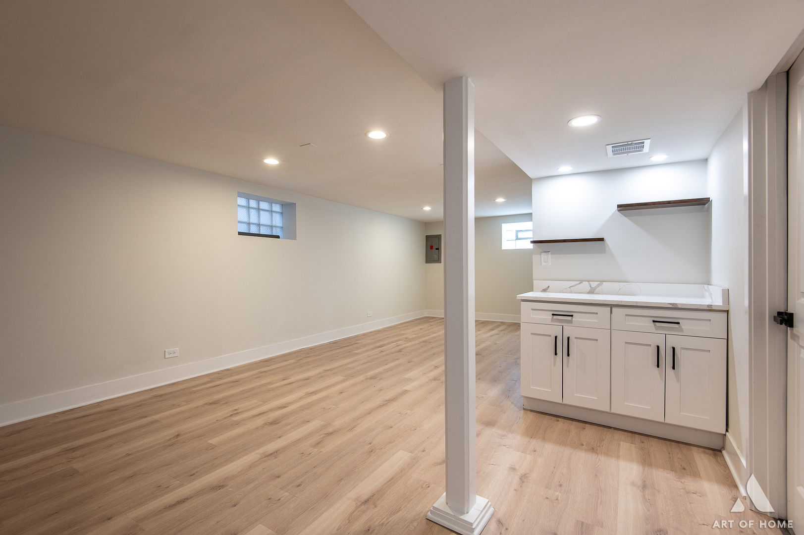 9132 S Ellis Avenue, Chicago, IL 60619