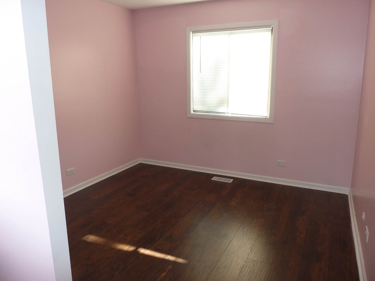 275 London Place #275, Wheeling, IL 60090
