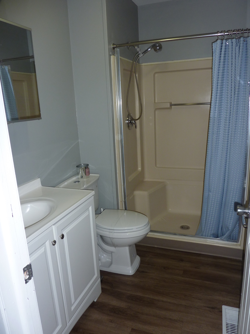 275 London Place #275, Wheeling, IL 60090