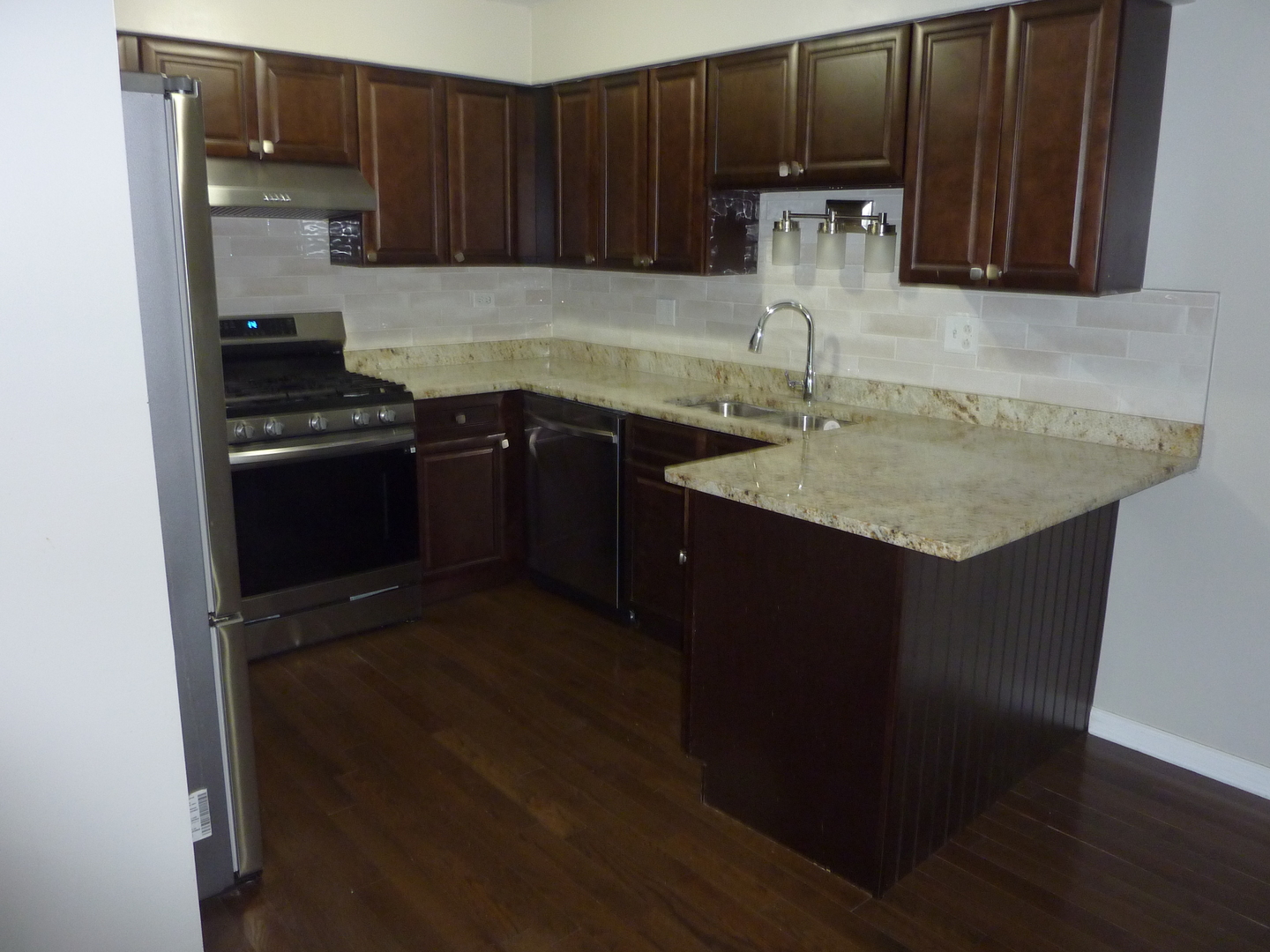 275 London Place #275, Wheeling, IL 60090