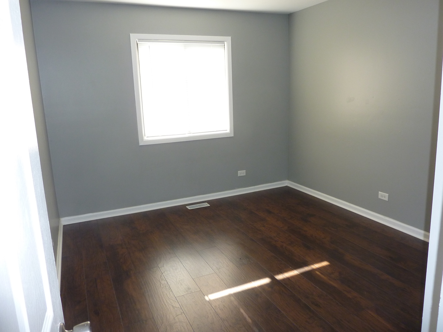 275 London Place #275, Wheeling, IL 60090