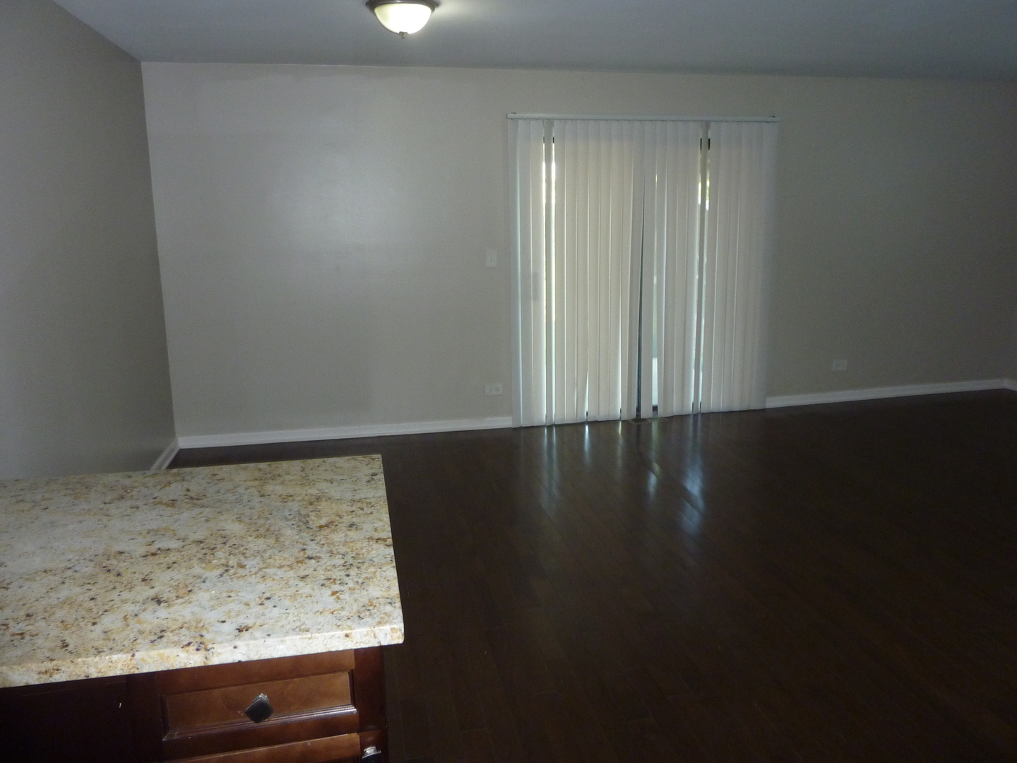 275 London Place #275, Wheeling, IL 60090