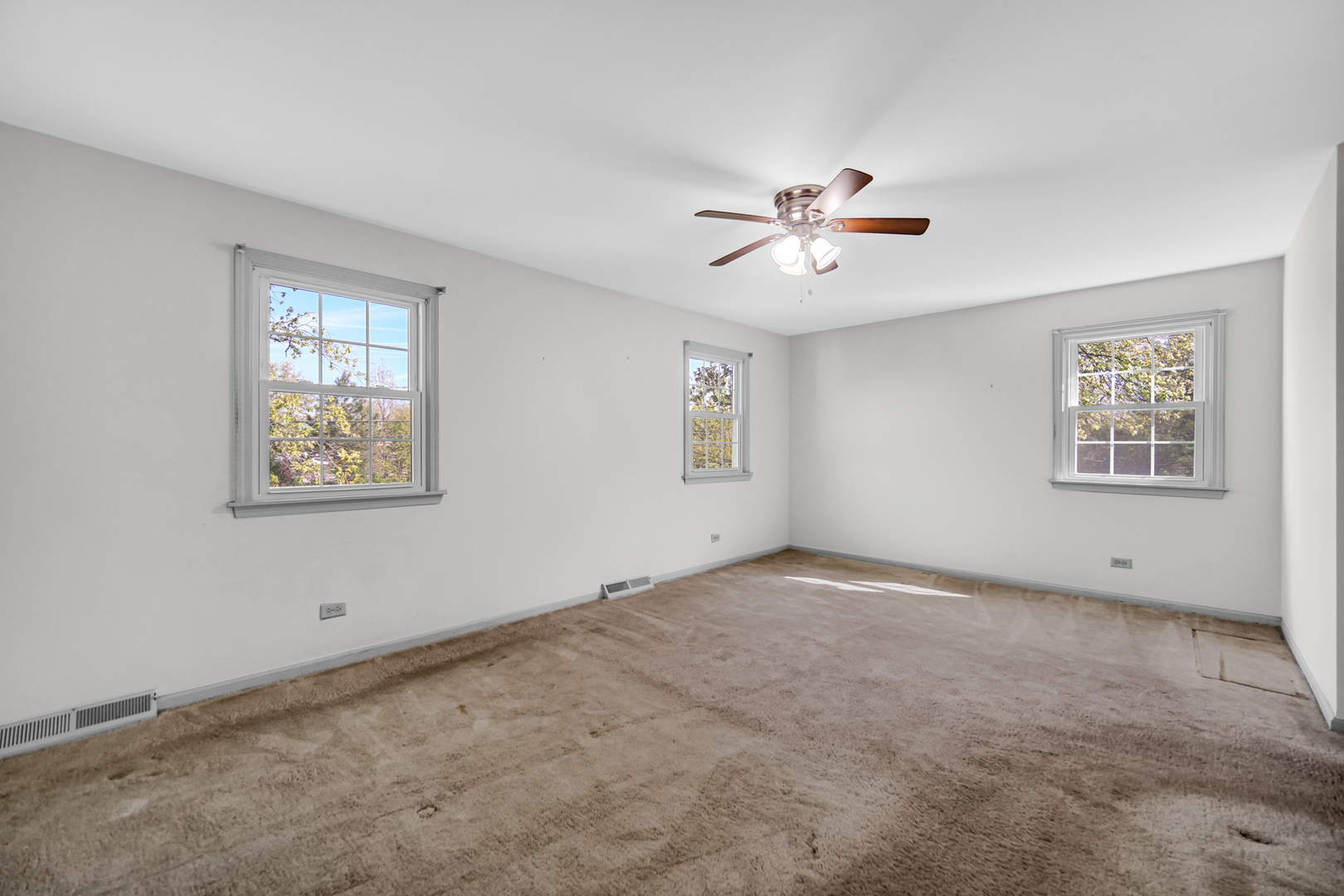 18422 Clyde Road, Homewood, IL 60430