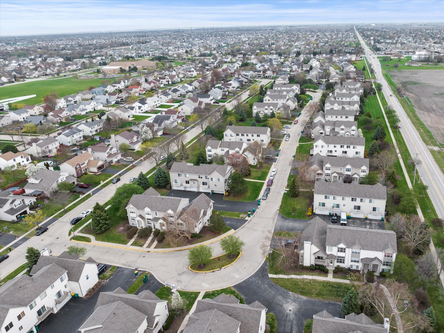 2712 CANYON Drive #2712, Plainfield, IL 60586