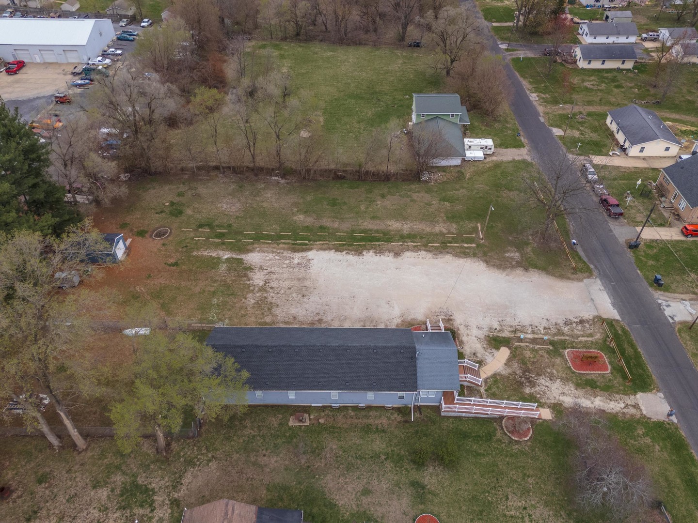 13895 1st Street, Pekin, IL 61554