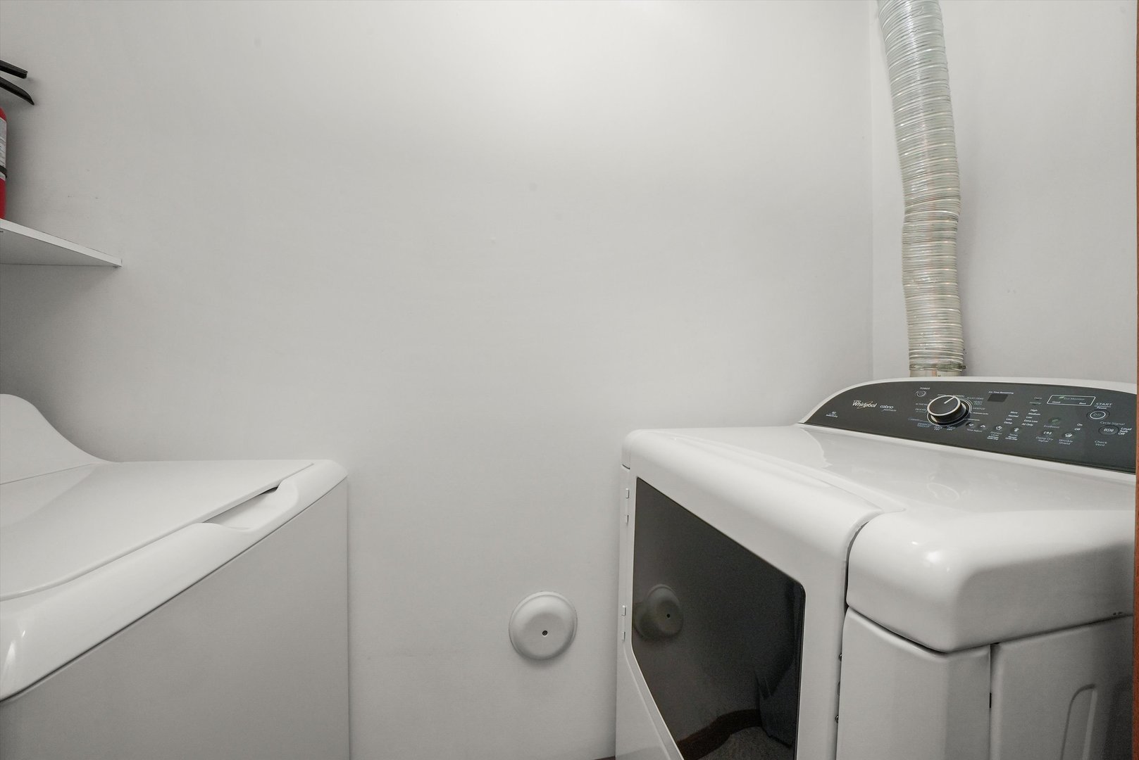 1580 W Sand Bar Court #1D, Round Lake Beach, IL 60073