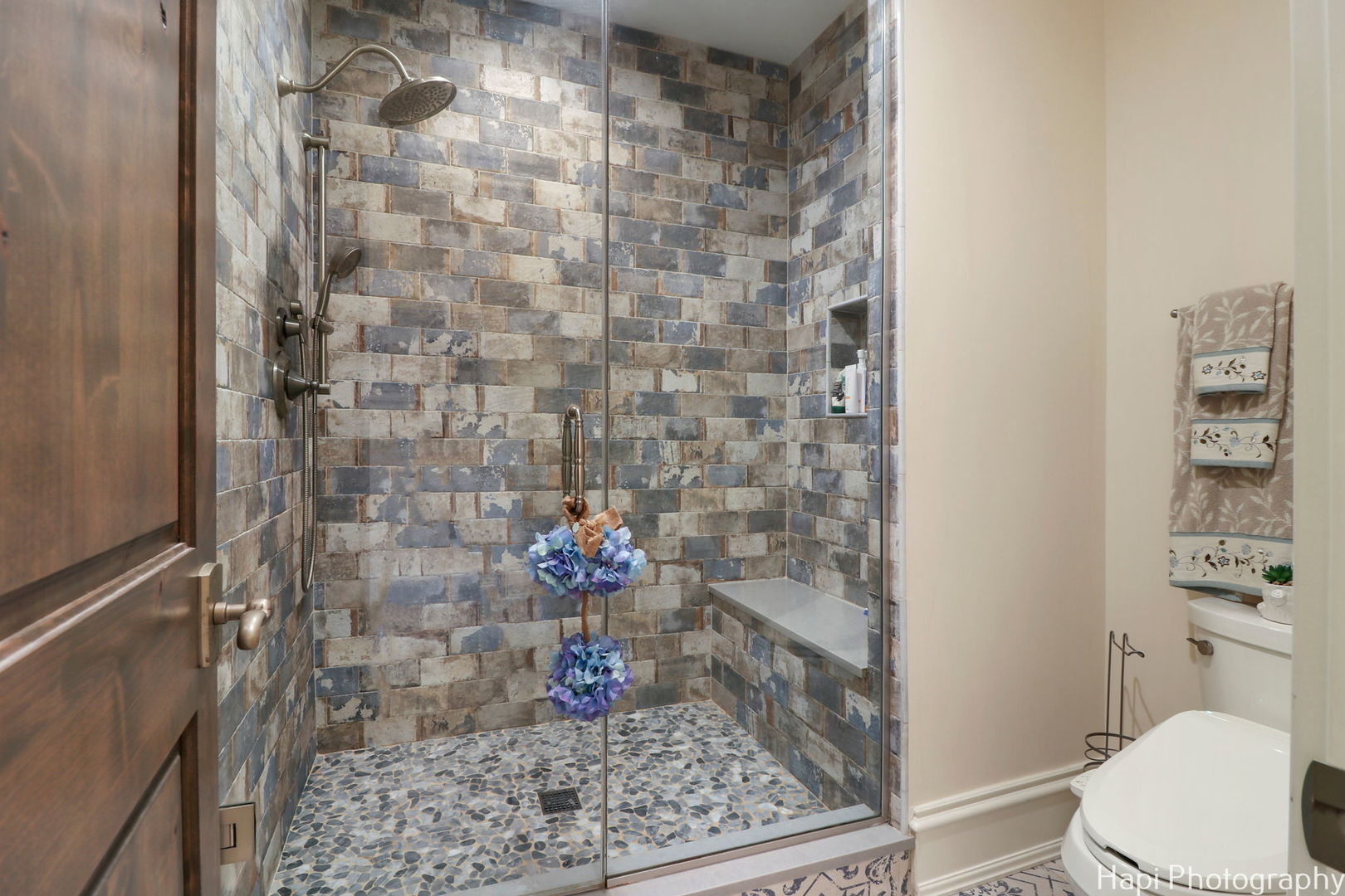 18 Enclave Court, South Barrington, IL 60010