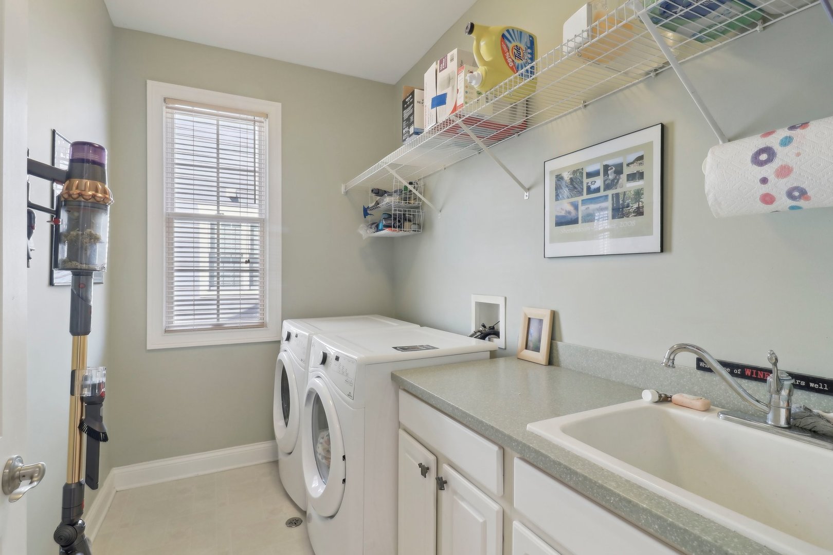 40418 N South Newport Drive, Antioch, IL 60002
