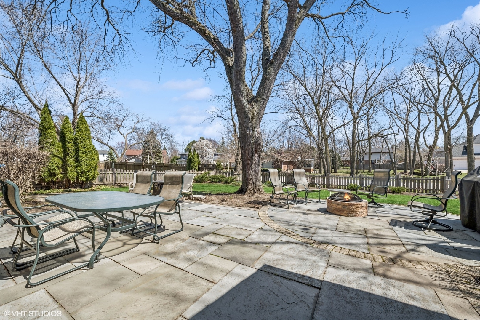 1825 Ivy Lane, Northbrook, IL 60062