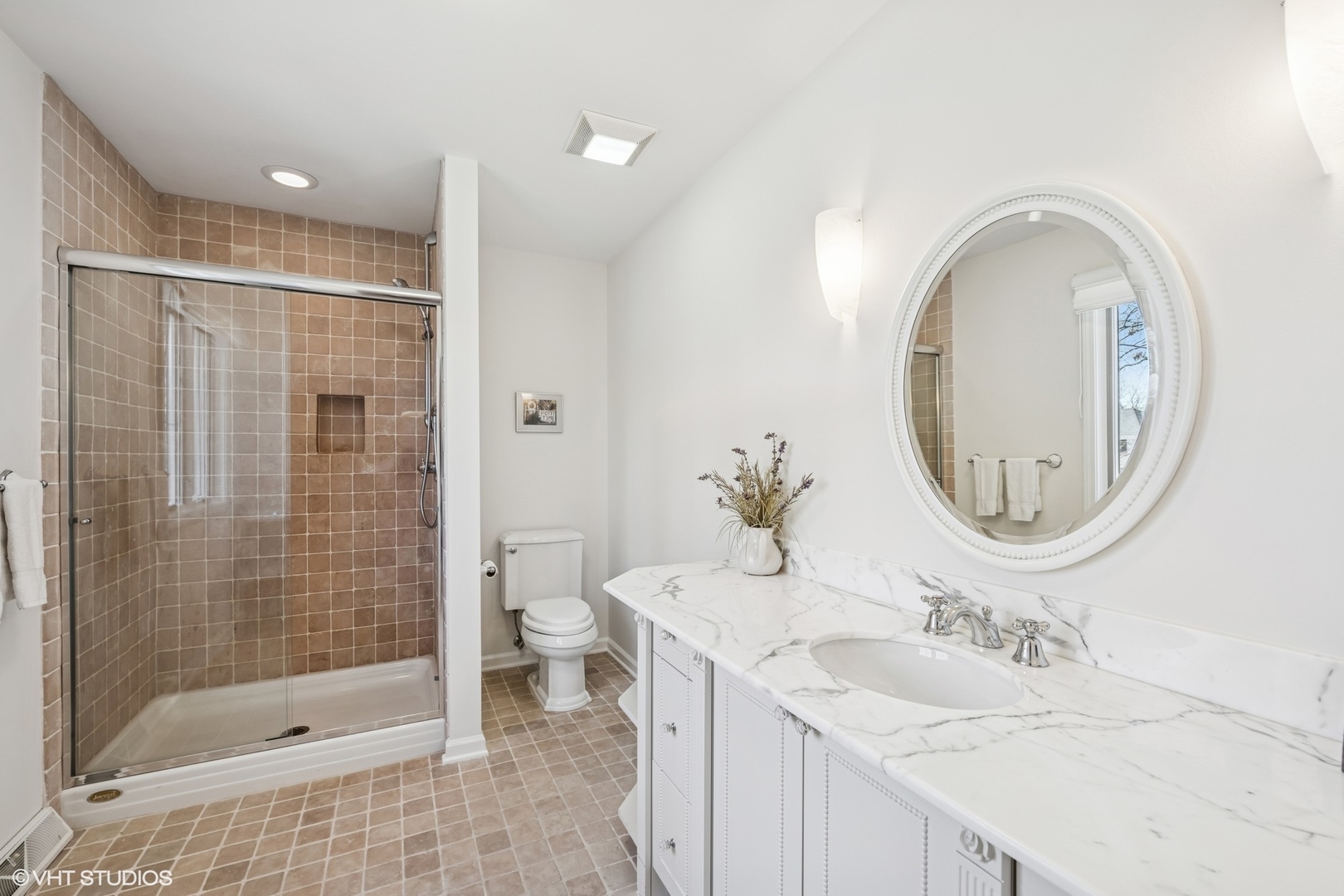 1825 Ivy Lane, Northbrook, IL 60062
