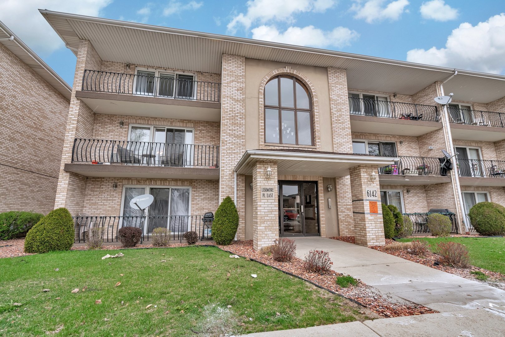6142 W 63rd Street #3W, Chicago, IL 60638
