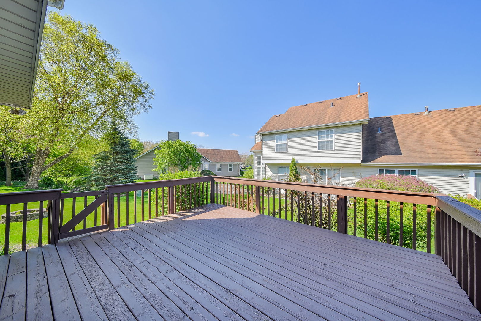 434 PRAIRIEVIEW Drive, Oswego, IL 60543