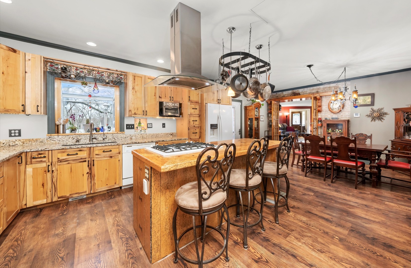 24045 S Kings Road, Crete, IL 60417