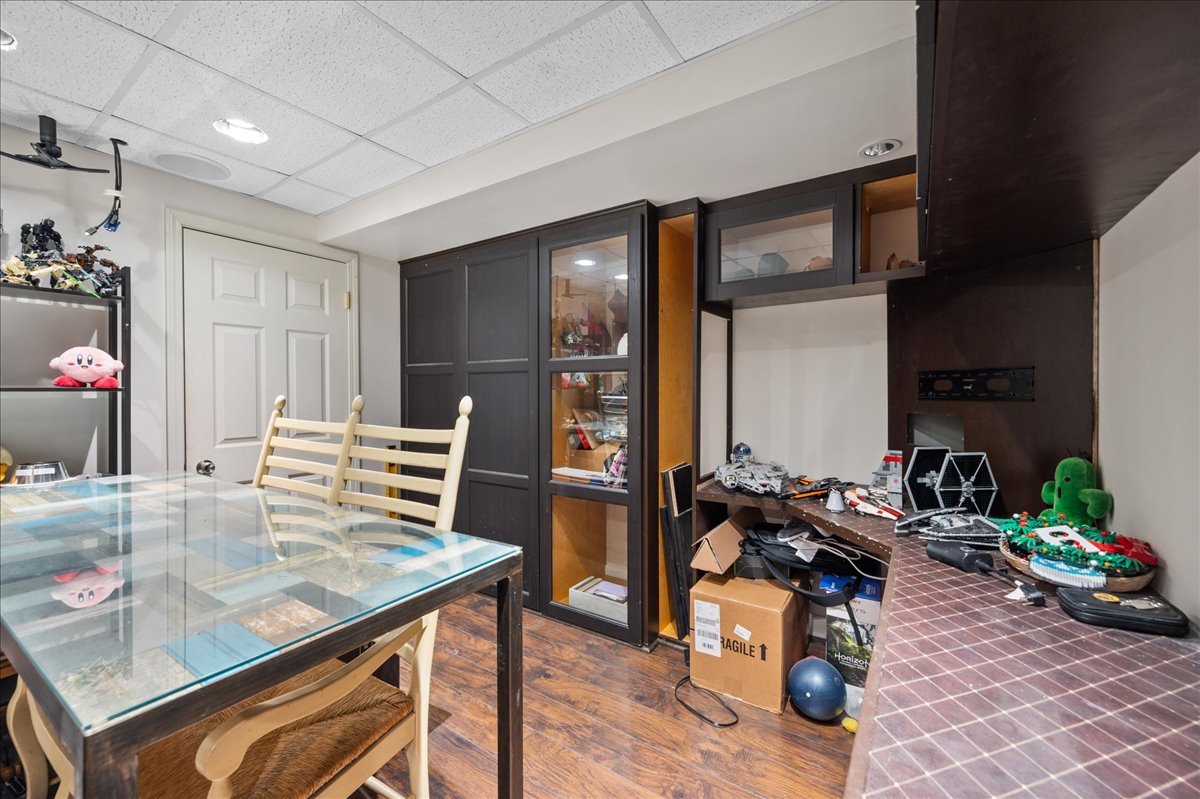 308 Windsor Court #A, South Elgin, IL 60177
