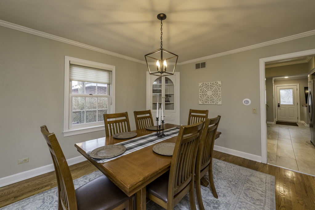 1114 Douglas Court, Waukegan, IL 60085