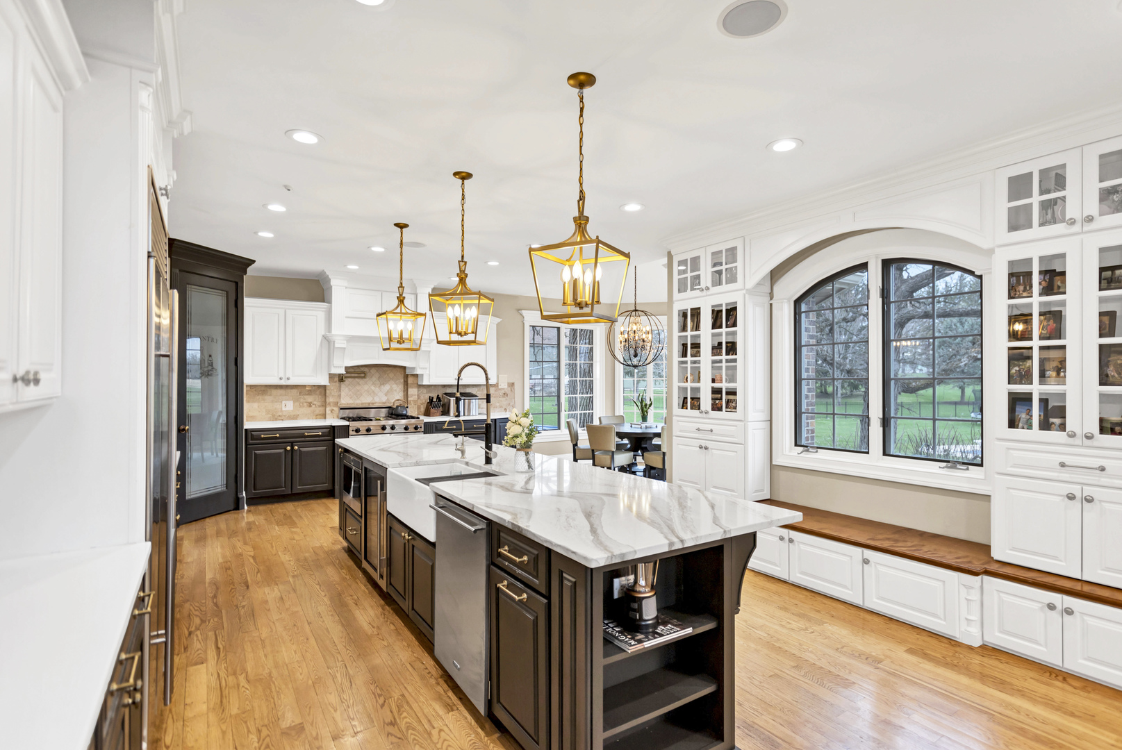 41W050 Stoneridge Lane, Elgin, IL 60124