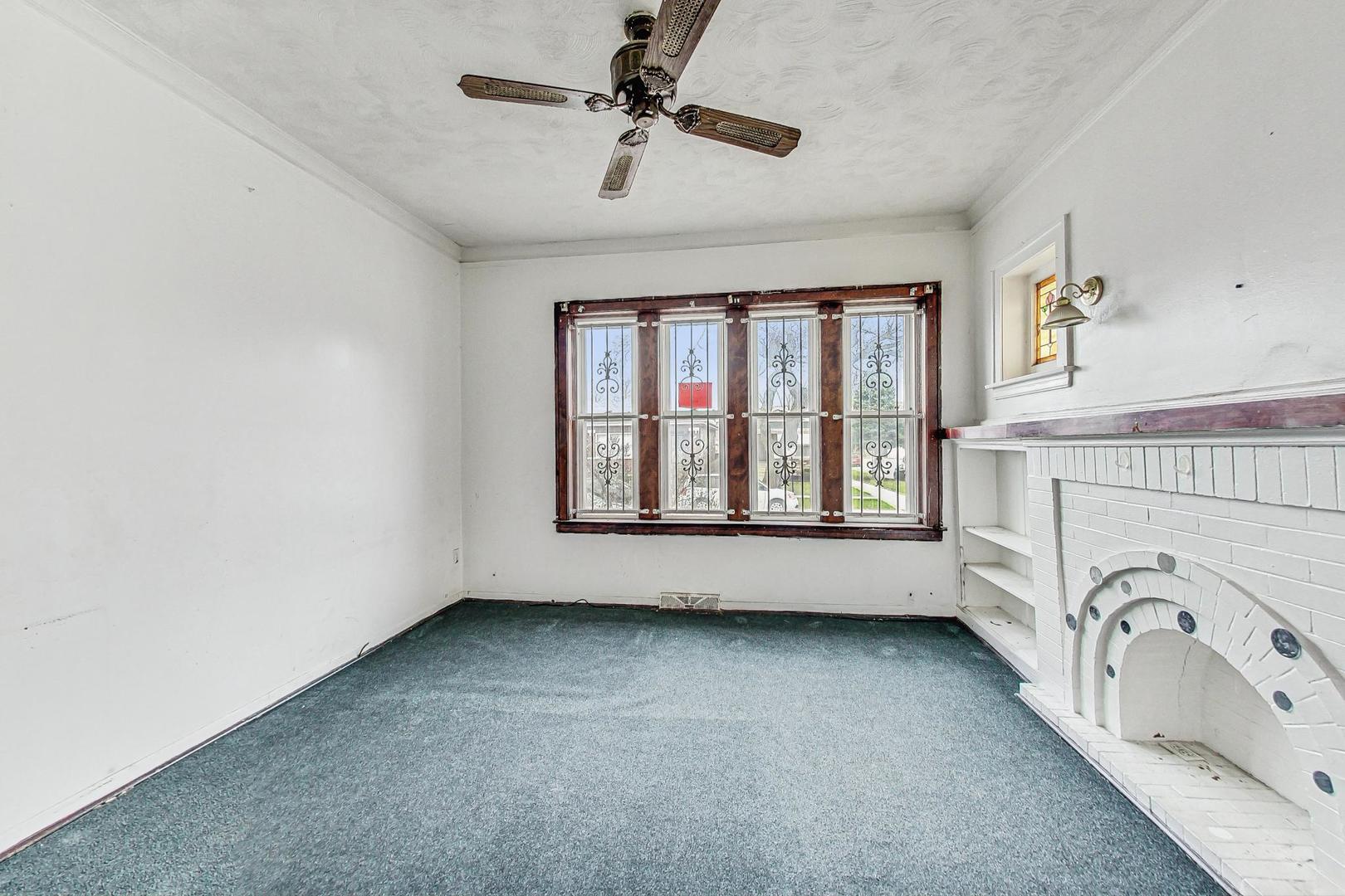7658 S Laflin Street, Chicago, IL 60620