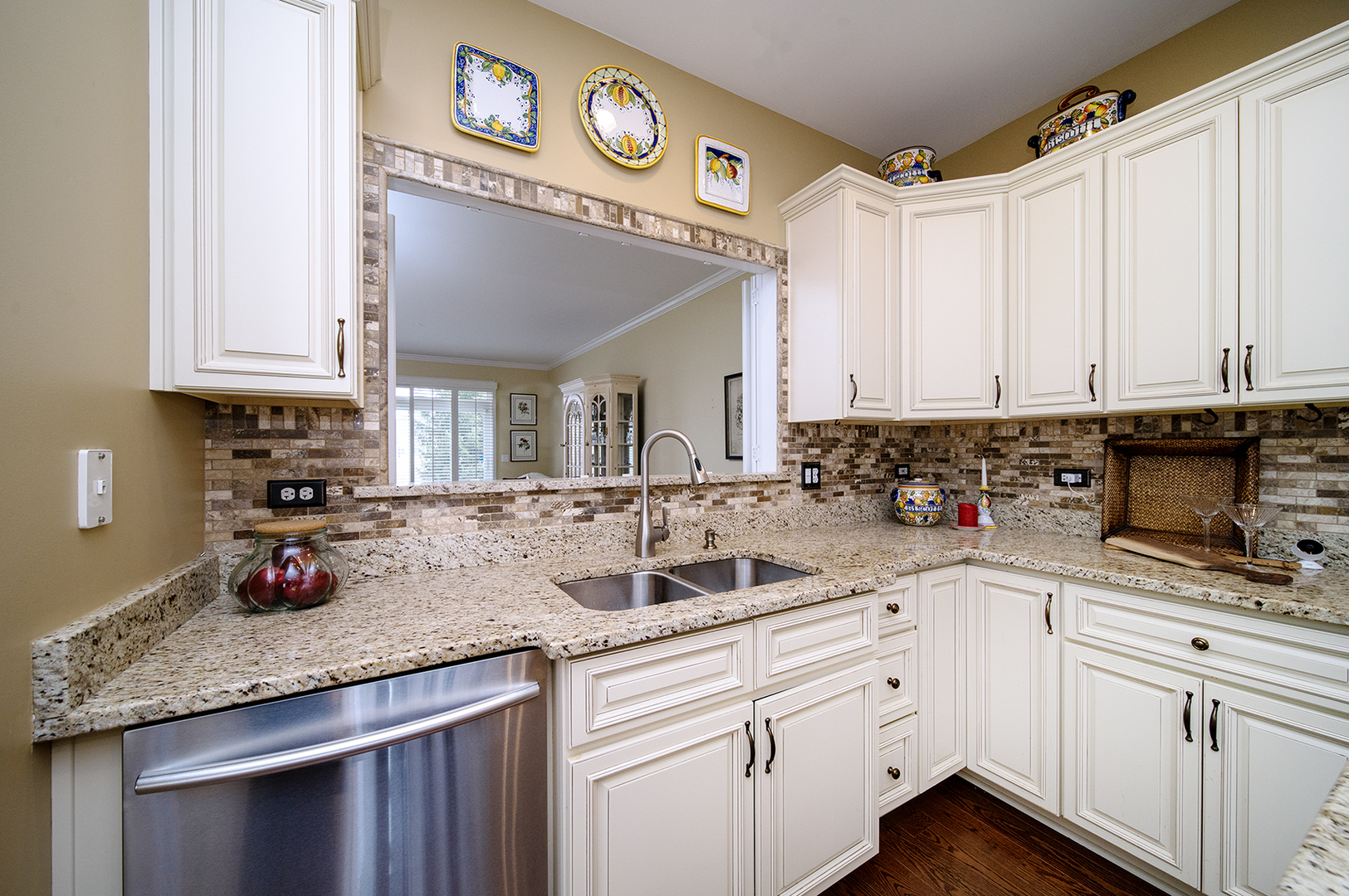 2328 Ashbrook Lane, Grayslake, IL 60030