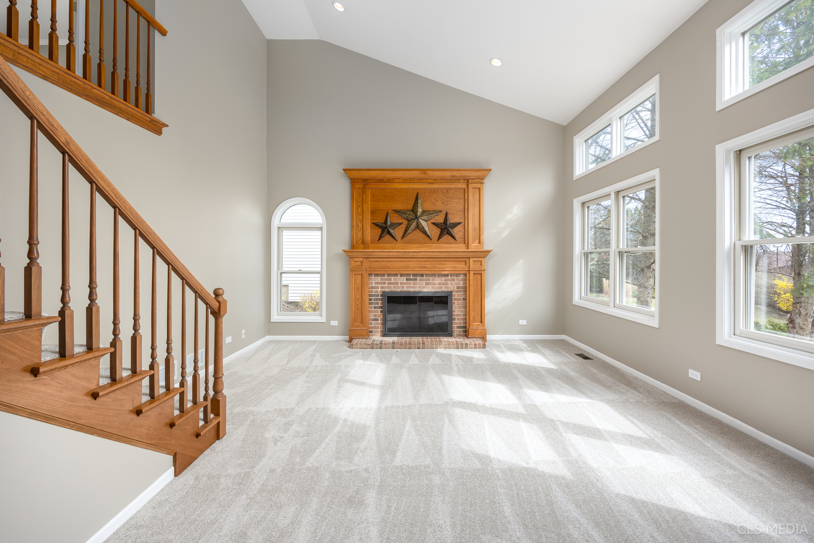 33765 N Pine Creek Trail, Grayslake, IL 60030