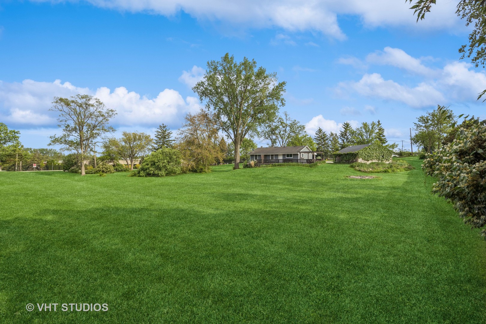 21W534 Bemis Road, Glen Ellyn, IL 60137
