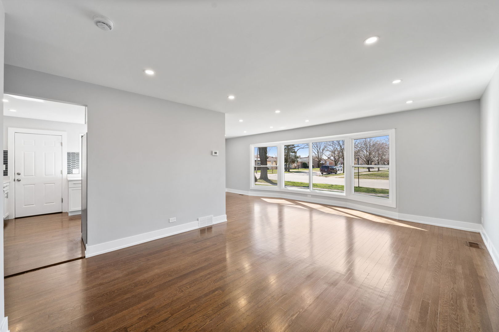 7838 W Park Avenue, Niles, IL 60714