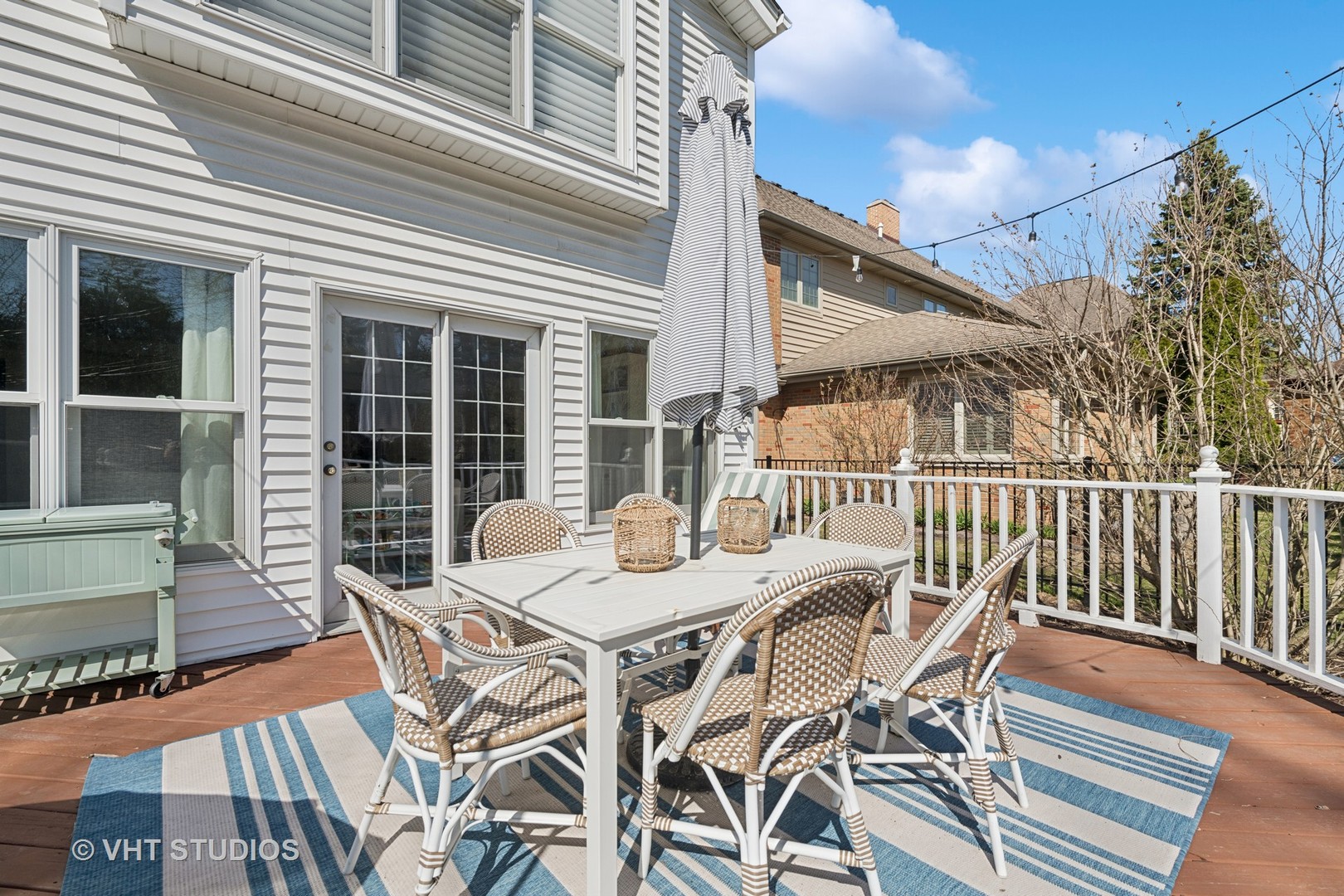 228 E May Street, Elmhurst, IL 60126