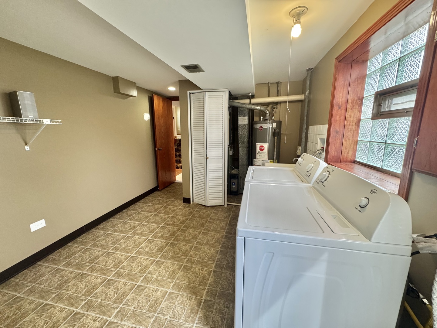 9053 W 147th Street, Orland Park, IL 60462