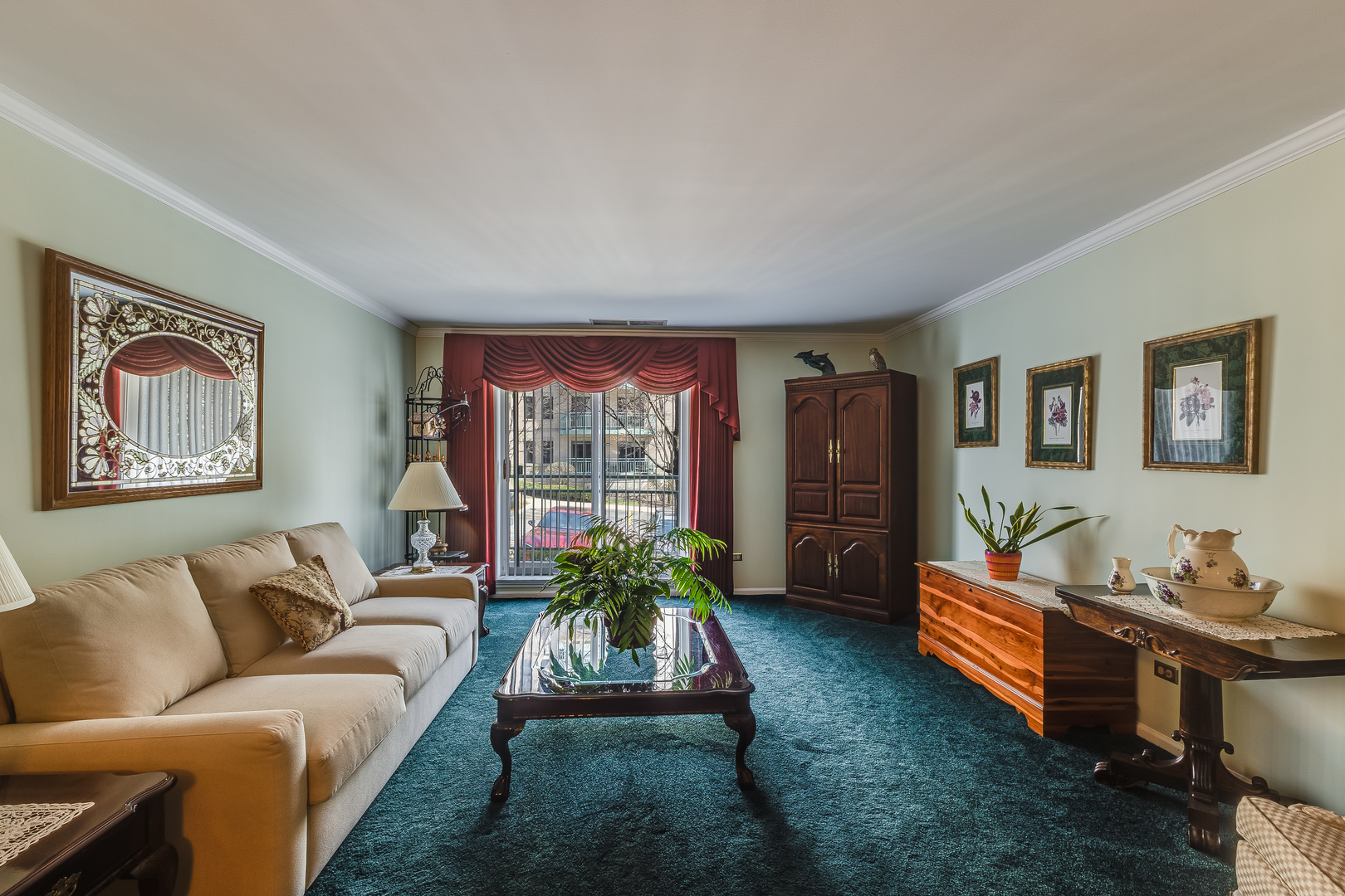 4757 Howard Street #104, Skokie, IL 60076