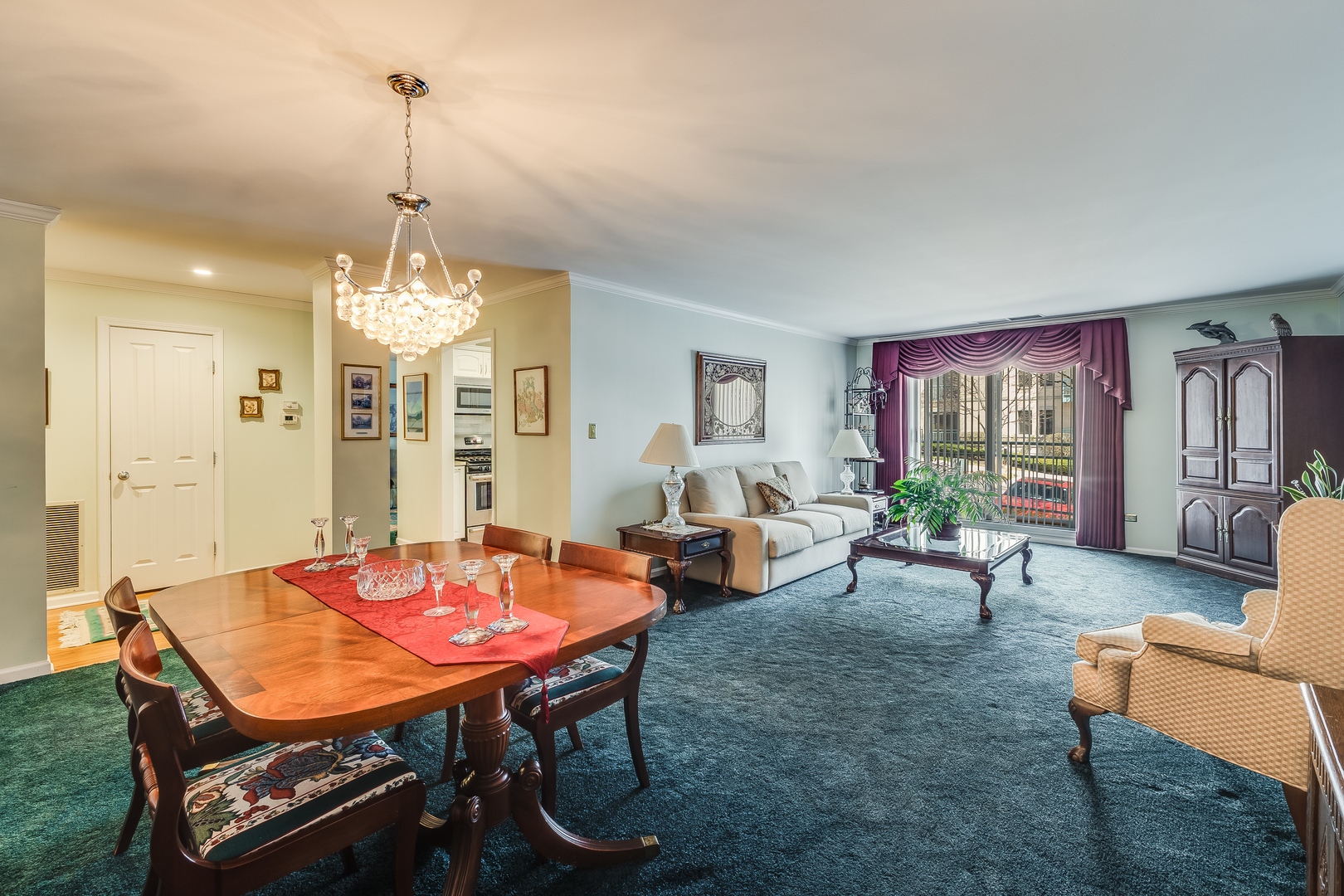 4757 Howard Street #104, Skokie, IL 60076