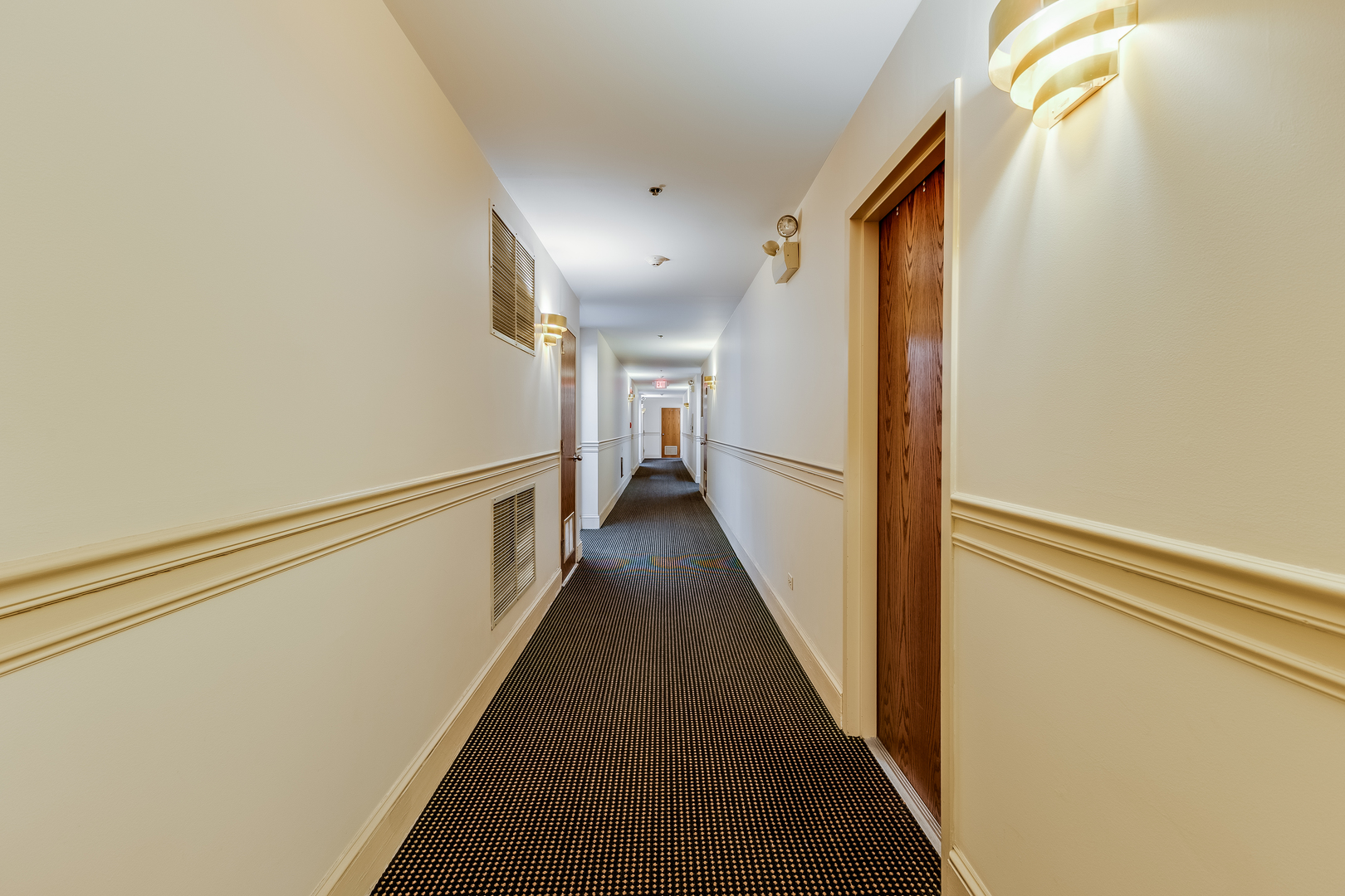 4757 Howard Street #104, Skokie, IL 60076