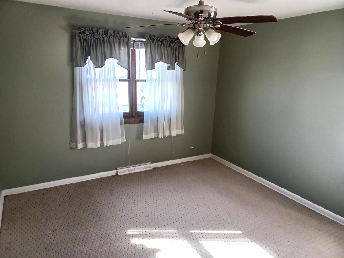 6743 W 105th Street, Chicago Ridge, IL 60415
