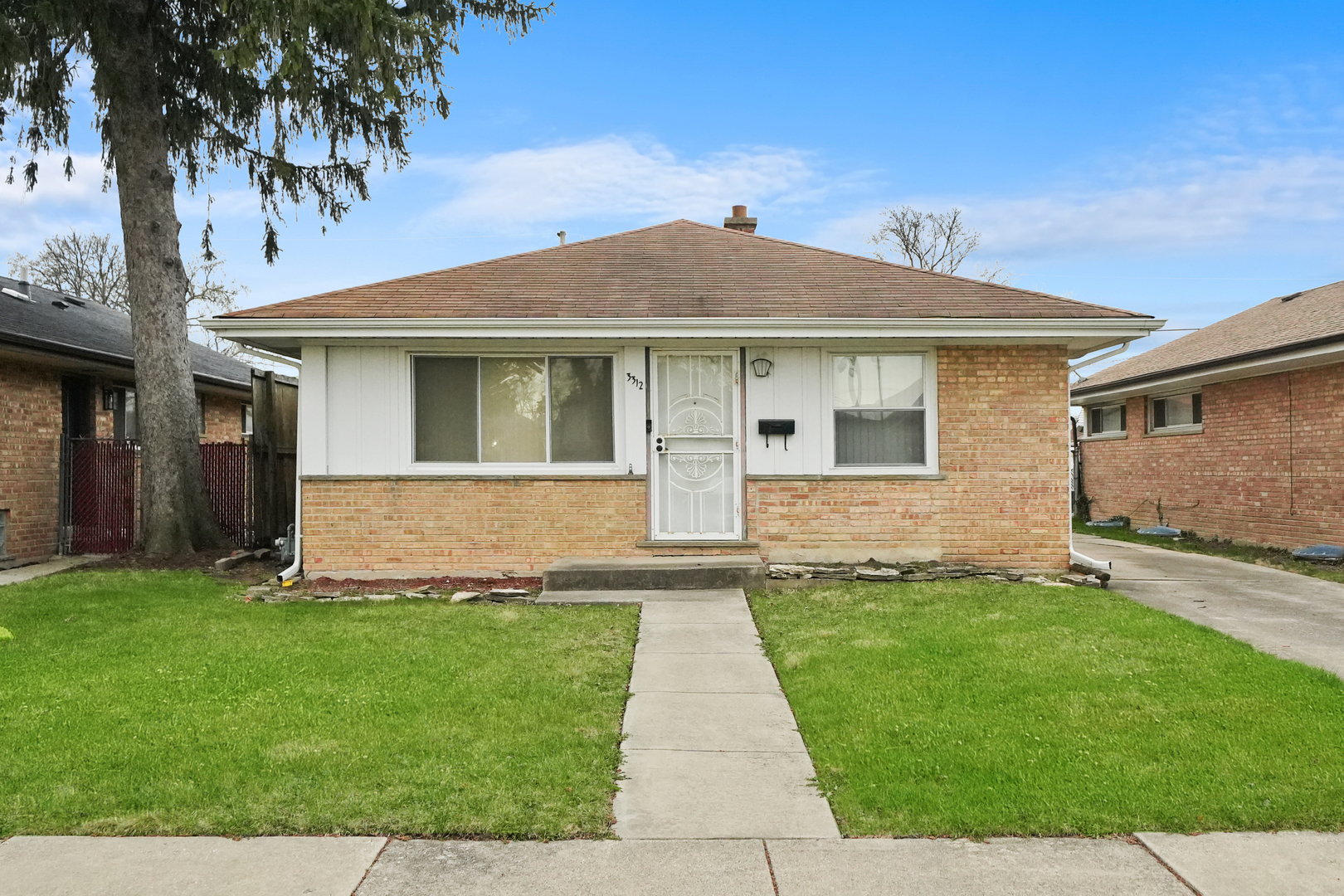 3312 Wilcox Avenue, Bellwood, IL 60104