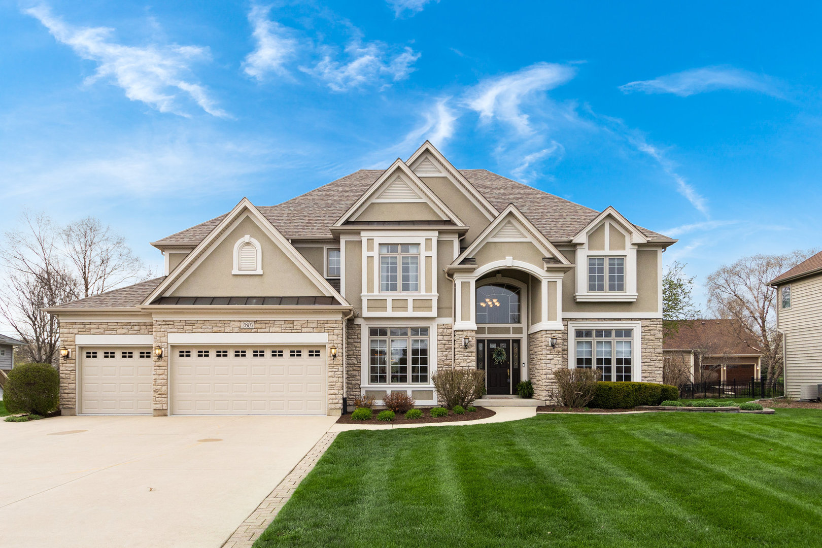 2807 Weaver Lane, Batavia, IL 60510