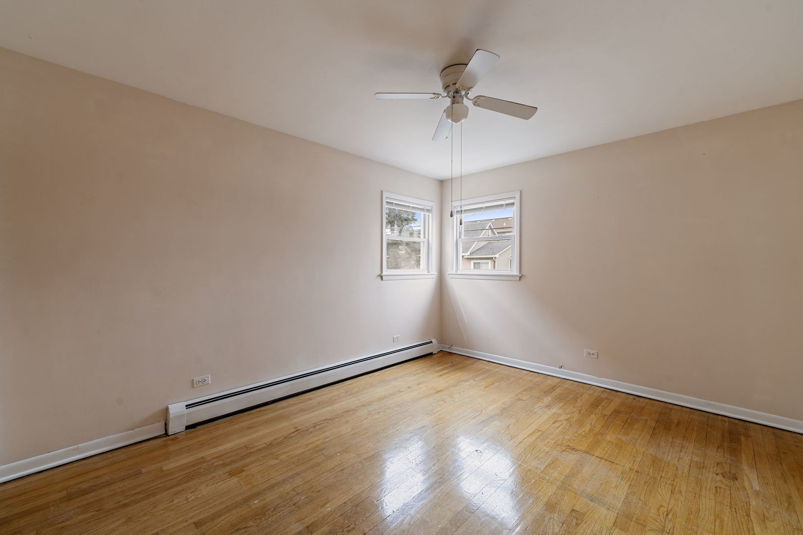 6248 W Montrose Avenue #1R, Chicago, IL 60634