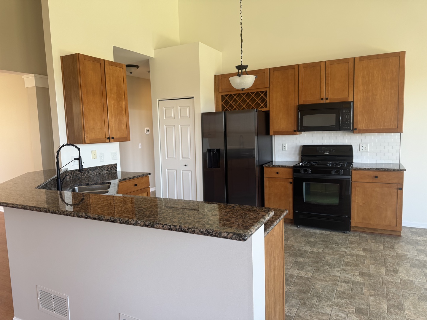 11614 Chesapeake Drive, Plainfield, IL 60585