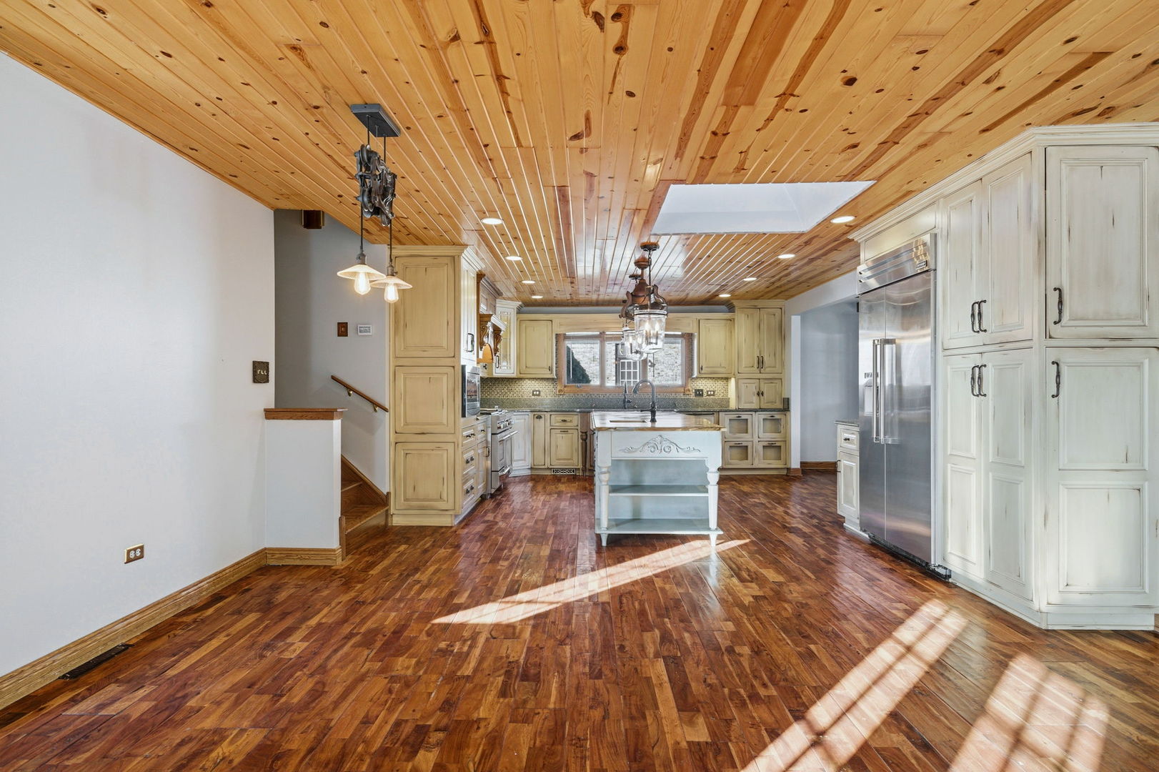 12856 S Brian Place, Palos Park, IL 60464