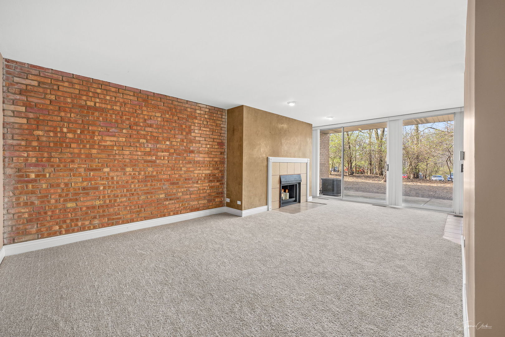 5950 OAKWOOD Drive #1D, Lisle, IL 60532