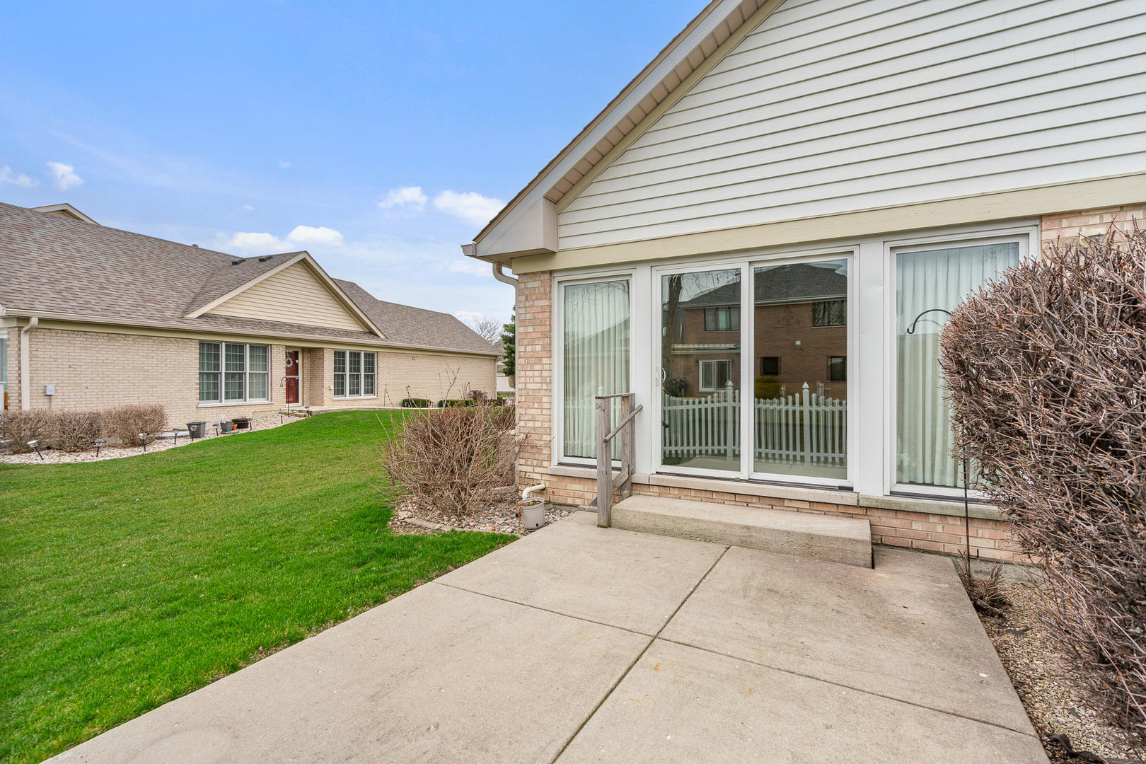 7834 Bristol Park Drive, Tinley Park, IL 60477