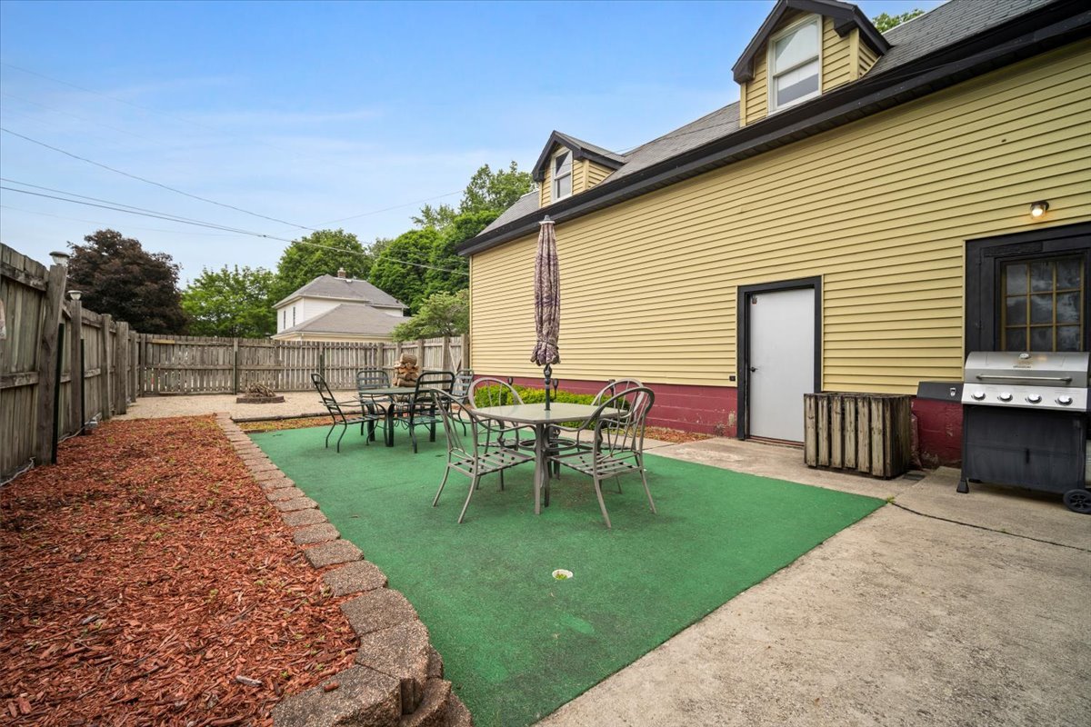 219 W Bennett Street, Pontiac, IL 61764