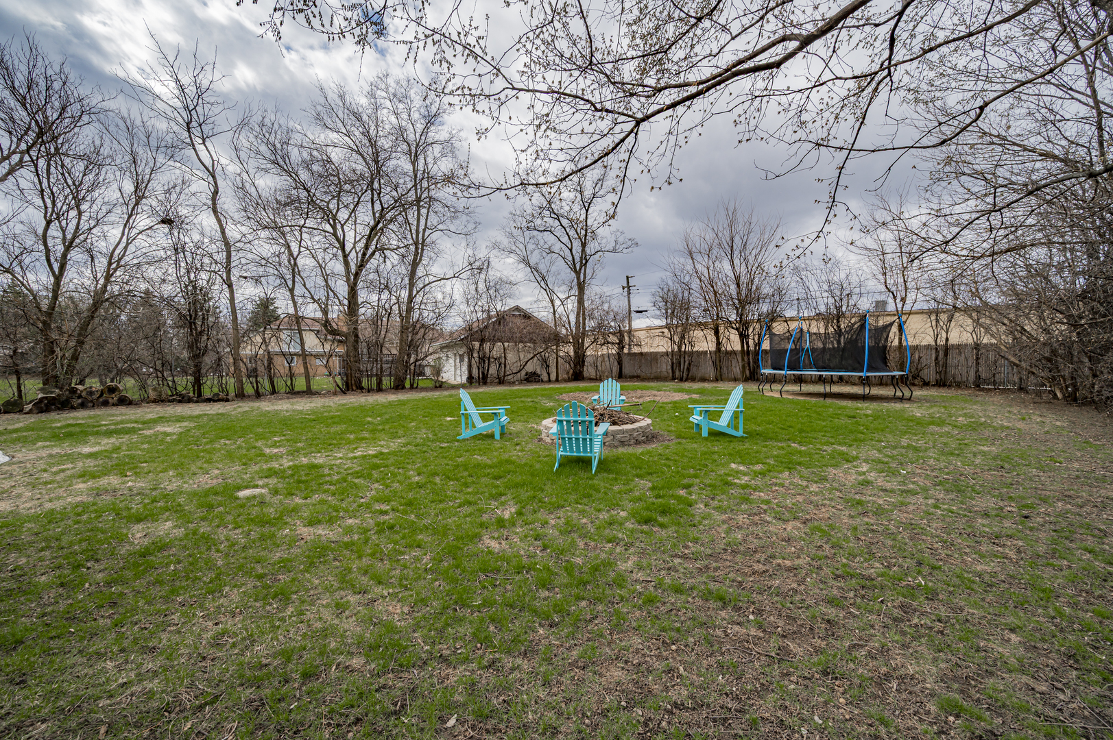 1520 Indian Hill Drive, Schaumburg, IL 60193