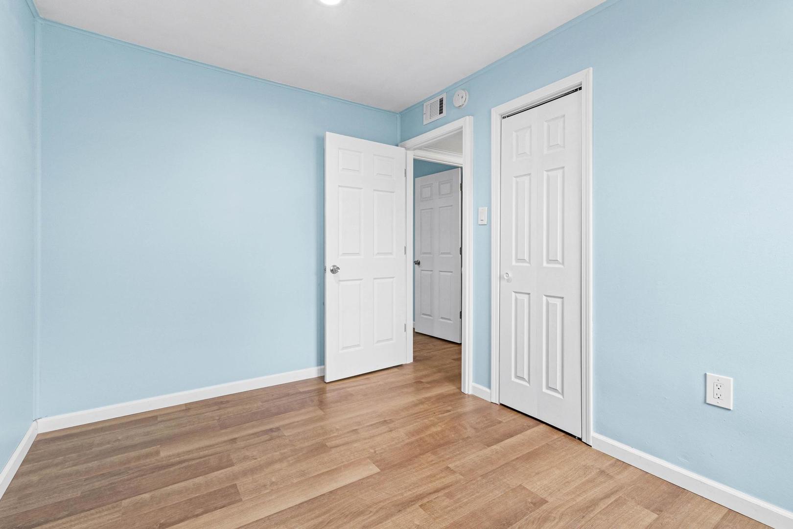 132 W Sauk Trail, South Chicago Heights, IL 60411