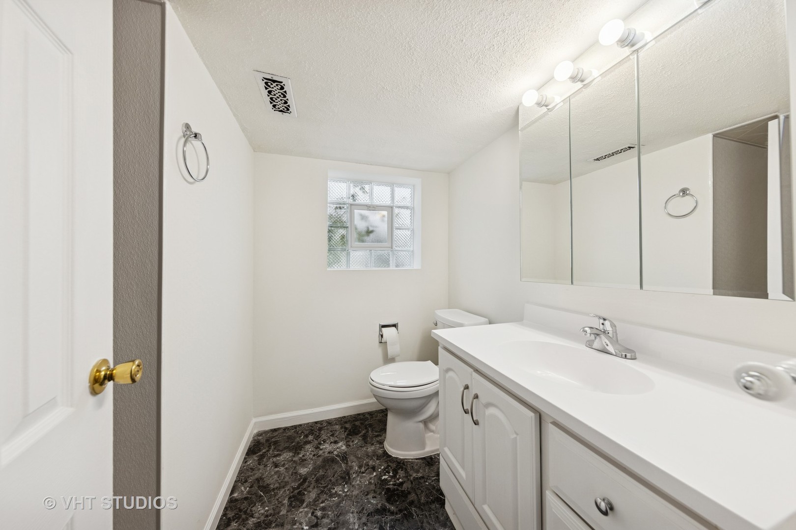 8800 44th Place, Brookfield, IL 60513