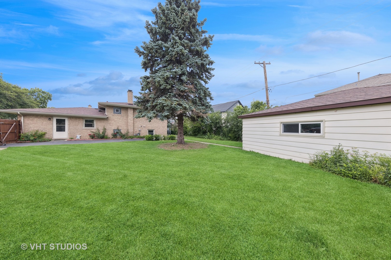 8800 44th Place, Brookfield, IL 60513