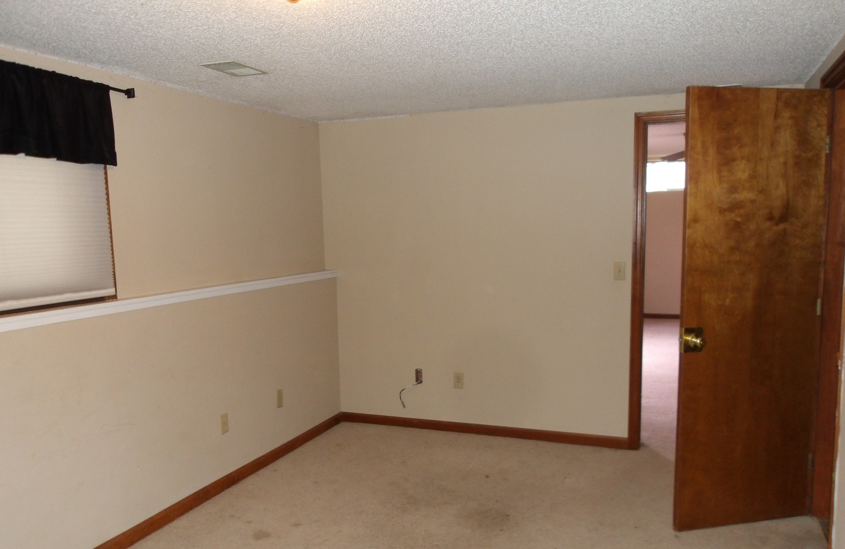 1461 Meadowview Drive, Decatur, IL 62526