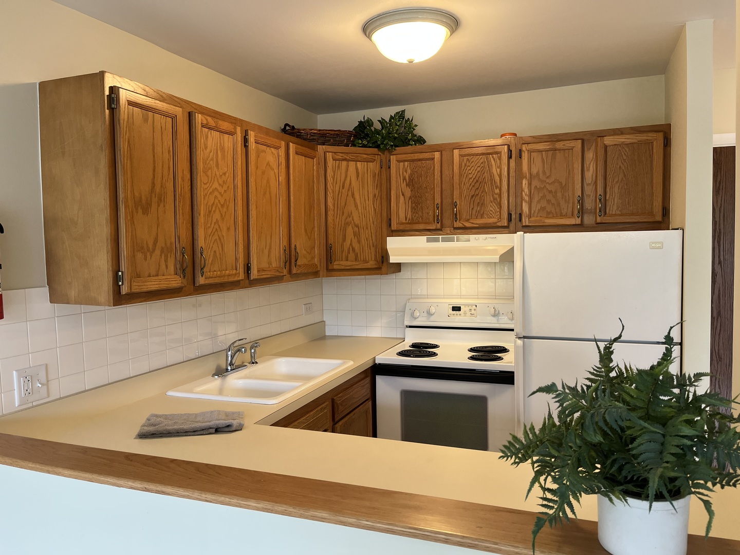 6020 OAKWOOD Drive #2G, Lisle, IL 60532