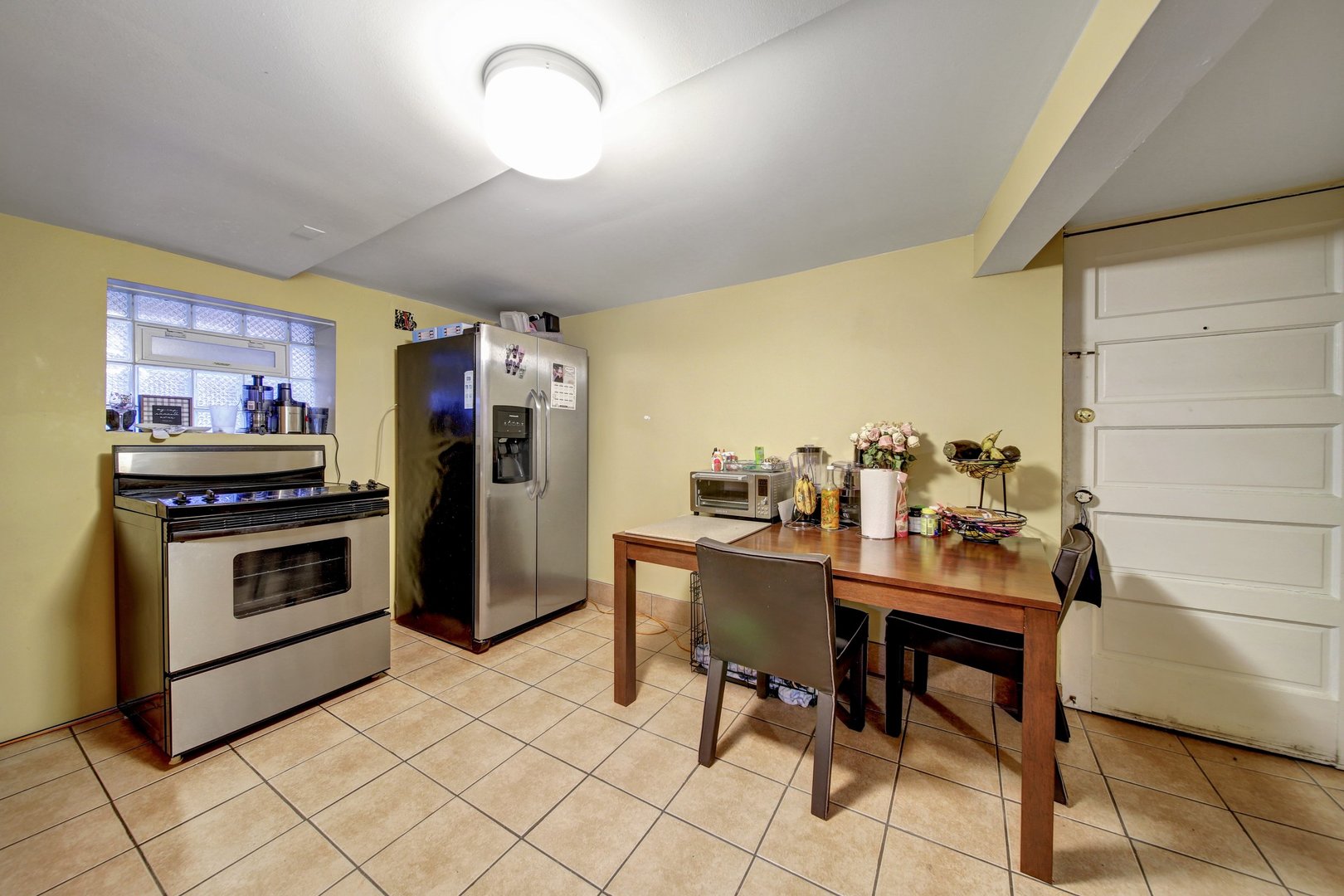 4339 W SCHUBERT Avenue, Chicago, IL 60639